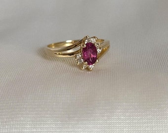 14k Solid Gold Natural Pink Sapphire Ring