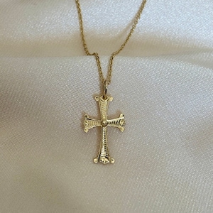 14k Solid Gold Engraved Armenian Cross Pendant Necklace