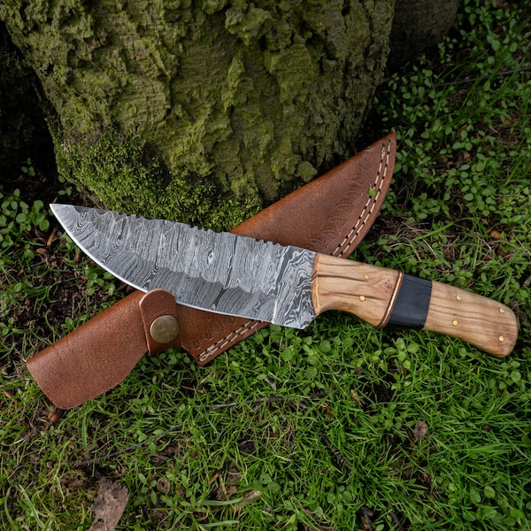 Damascus Steel Handmade Farid Fixed Blade | Bowie | Gift for Him | Survival Tool with FREE Sheath | Anniversary Gift | Outdoor Tool
