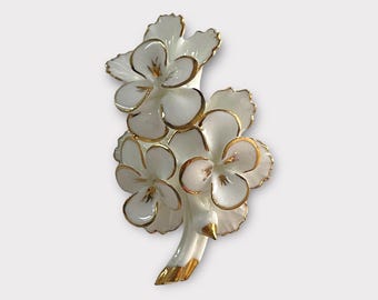 Vintage Cara Brooch Staffordshire Bone China Flower Gold Trim England 2.25”