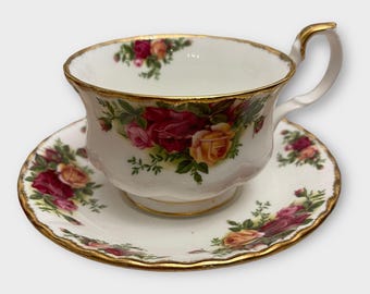 Vintage Royal Albert Old Country Roses Cup and Saucer England 1960-1969