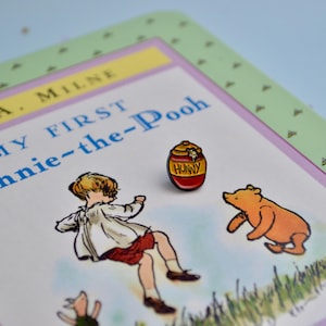 Winnie the Pooh Hunny Pot Apple Watch Charm | Theme Park Accessory