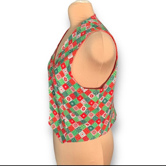 Christmas Patchwork Vest - Handmade Retro Cottage… - image 4