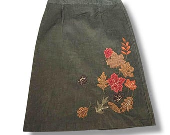 Y2K Norton Studio Petites 8P Olive Green Corduroy Skirt Embroidered Autumn Leaves Straight Knee Length Fall Thanksgiving Academia Casual