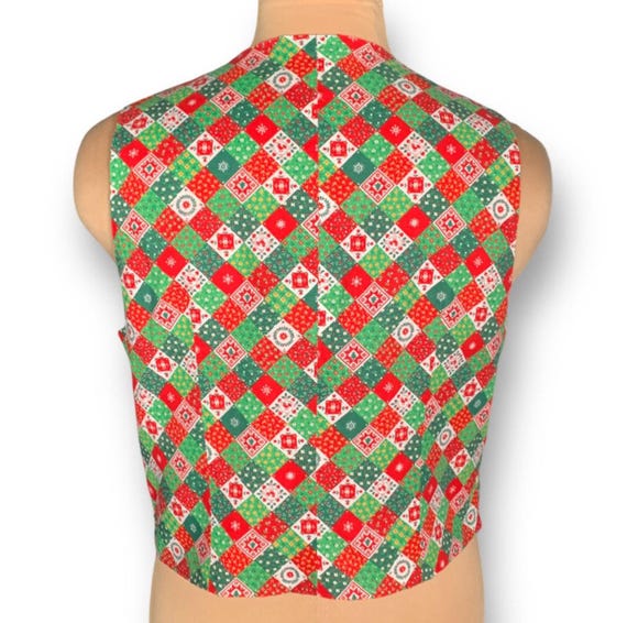 Christmas Patchwork Vest - Handmade Retro Cottage… - image 5