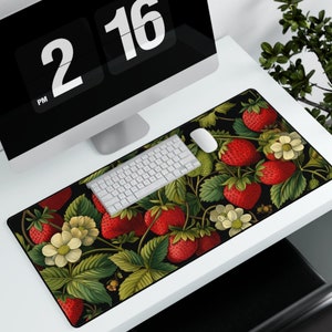 Cottagecore Strawberry Desk Mat - Aesthetic Floral Botanical Fruit  Extended Deskmat - Gamer Keyboard Mouse Pad XL - Office Decor Gift