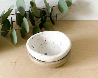 Terrazzo Concrete Catchall Bowl - Modern Speckled Key Trinket Dish Entryway Organizer Artisan Home Decor