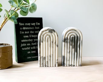 グリーンアゲート/ブックエンド 重い本のための金縁のグリーンアゲートブックエンド：クリスタル