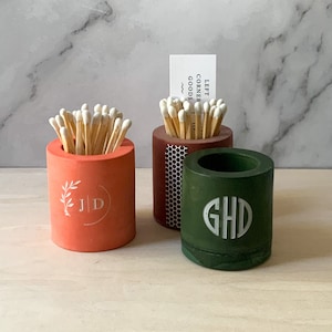 Porta fiammiferi con monogramma personalizzato - Organizzatore minimalista per candele in cemento, regalo