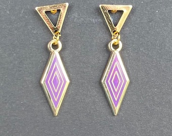 Gaya Singing Stone space fight enamel earrings Galactic Starcruiser!