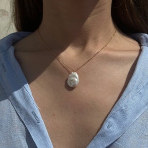 Pearl Necklace Pendant | Valentine&#39;s Day Gift | Large Pearl Necklace | Dainty Pearl Necklace | Baroque Gold Necklace | Pearl Charm