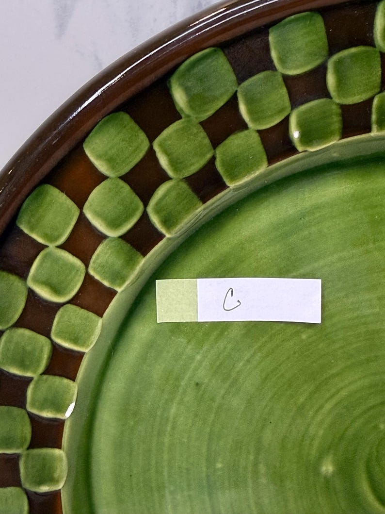 CHOICE of Vintage 1983 collectable MACKENZIE -CHILDS Wittika Pickles heavy lg redware dinner plates in brown/green checkered pattern see all C
