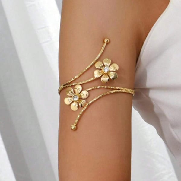 Flower Arm Cuff, Minimalist Arm Cuff,Gold Arm Band,Upper Arm Band,Adjustable Arm Bracelet,Arm Jewelry Women,Upper Arm Cuff,Arm cuff Bracelet