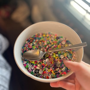 bead scoop confetti