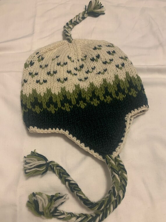 Hand Knitted Wool Green & White Colour Beanie Hat Knitted  display picture 2