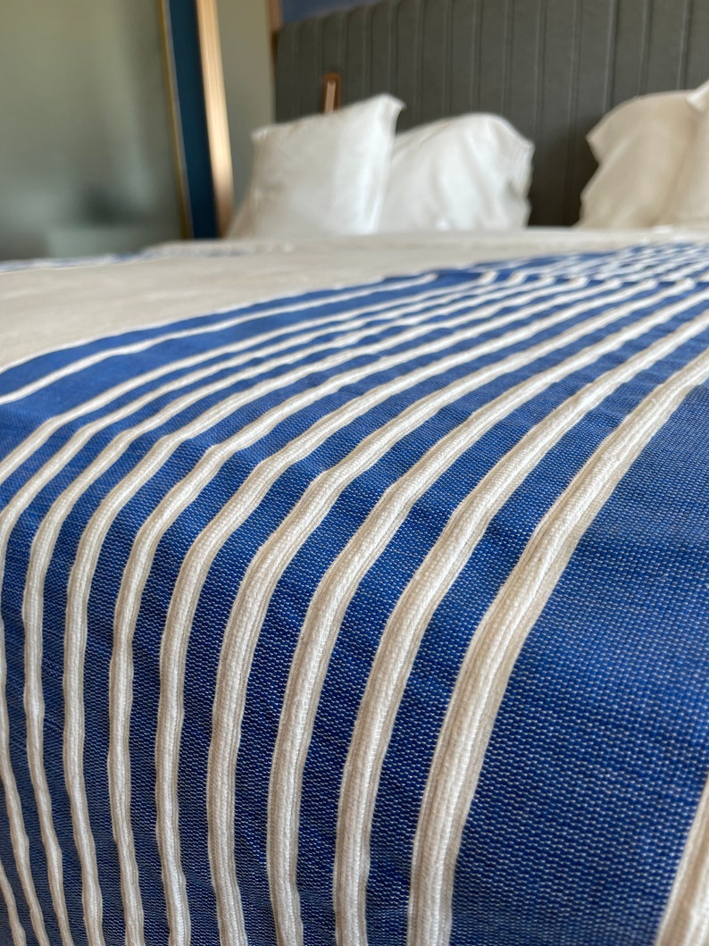 Reversible Moroccan Plaid, Handmade, in White and Blue Cotton Thread
