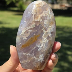 Oldstock Ocean Jasper Freeform: Purple Frog Egg Marovato Crystal