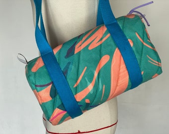 Mini bowling sports bag with abstract and graphic pattern / orange and green / shoulder bag / stylish gift / sport trend bag / fashion accessory