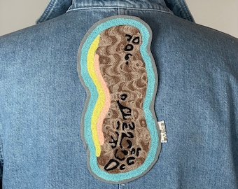 Badge Brodé Cacahuète | Patch Thermocollant Fait Main | Customisation Jean DIY | Accessoire Pastel Tendance | Cadeau stylé