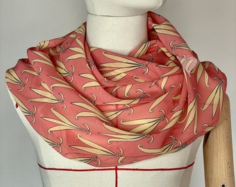Fleur De Lys Pattern Scarf | Handmade Floral Scarf for Women | Long Hair, Head Scarf | Teacher, Girlfriend, Best Friend Gift