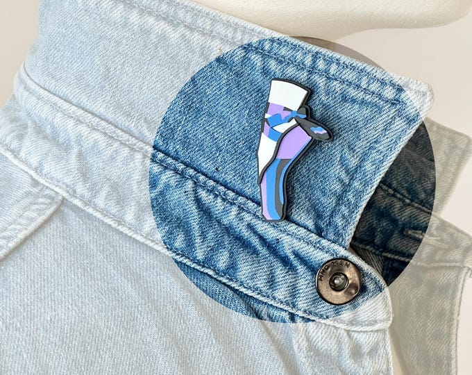Featured listing image: Chic Dance 3D Brooch | Sleek Black Lavender Design | Arty Fashion Accessory | PLA Ethical Jewelry | Elegant Gift | Fauvism | Unique Design