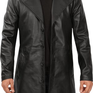 Cappotto in pelle di agnello: giacca alla moda nera lunga 3/4
