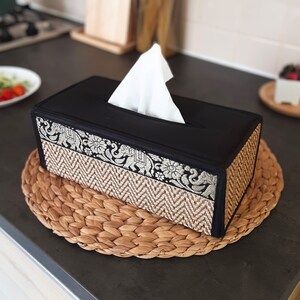 Rectangular reed woven tissue box cover handcraft foldable