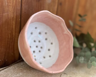 Ceramic sieve pink - white