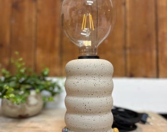 Bubble table lamp with colorful dots