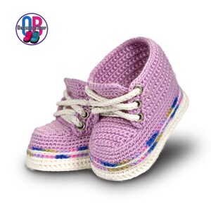 Baby shoes, crocheted, slippers, crawling shoes, gift ideas, reinforced sole, handmade, cotton, purple, white, 9.5 cm.