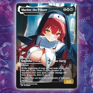 Może przedstawiać: Karta Magic: The Gathering przedstawiająca kobietę z czerwonymi włosami i biało-niebieskim strojem. Karta nosi tytuł "Marine the Prayer" i zawiera tekst "Legendarne stworzenie - Człowiek Klerk". Karta posiada zdolność połączenia życia i pole tekstowe, które brzmi "Na początku swojej drugiej fazy głównej możesz zapłacić X życia, gdzie X to liczba przeciwników, którzy odnieśli obrażenia bojowe w tej turze. Jeśli to zrobisz, dobierz X kart."