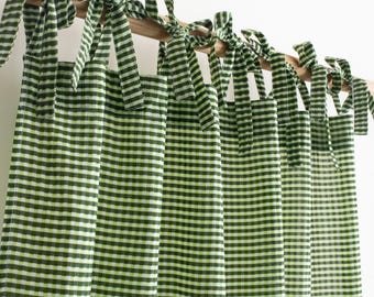 Ensemble de 2 rideaux en coton Vichy vert, panneaux de fenêtre à carreaux à nouer sur le dessus, rideaux de cuisine style campagnard bohème, voilages Vichy filtrant la lumière - (Ensemble de 2)