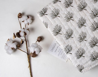 ハンドブロックプリントのベビーブランケット：リバーシブルコットン