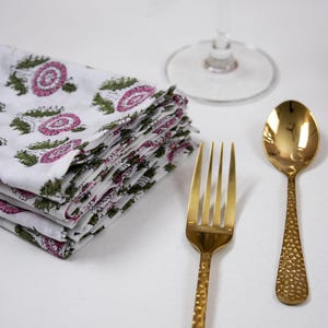Pink Floral Block Print Cotton Dinner Napkin Cloth, Sustainable Farmhouse Wedding Party Napkin, Boho Easter Decor Napkins, Housewarming Gift