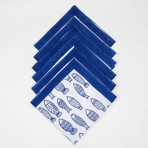 Blue Fish Pattern Block Print Cotton Napkin Cloth, Farmhouse Decor Blue Border Napkin, Housewarming Gift, Boho Wedding Dinner Table Napkins