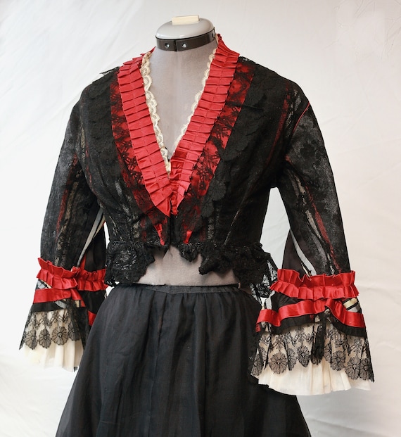 19th or 20th century striped lace jacket, fully re