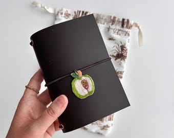 A6 Bifold Travelers Notebook Cover – Refillable Leather Journal – Handmade TN Organizer