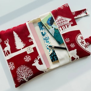 Rustic Red Deer Book Case, Book Sleeve