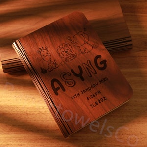Lámpara de escritorio magnética para niños personalizada, libro de lámpara de escritorio grabado en madera, lámpara de lectura portátil, lámpara de libro de luz nocturna, 1er cumpleaños