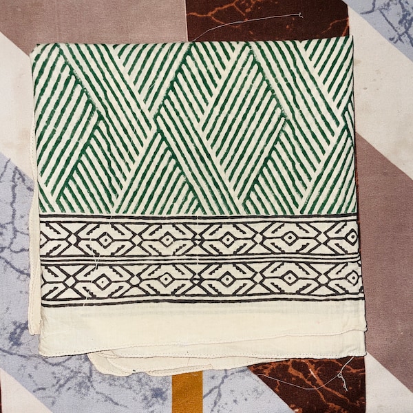 Handtryckt fyrkantig bomullshalsduk - traditionell indisk design | Personliga presenter, personlig filt, personliga tryck