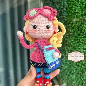 Luna-Lovegood inspiriert Häkelpuppe | Klitterer Edition | Fanmade Magier häkeln Plüsch | Magisches handgemachtes Amigurumi Geschenk