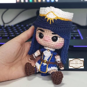 Caitlyn-Inspired Crochet Doll | Fanmade-Arcane Plush | Handmade Blue-Haired Detective Doll | Amigurumi Steampunk Toy | Gift for LOL-Fans