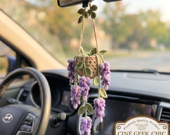 Handgemaakte gehaakte blauweregen auto hangend, paarse bloesem spiegelbedeldecor