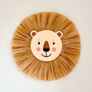 Raffia Lion Head Wall Hanging – Rattan Lion Face for Safari Nursery – Boho Wall Mount Decor for Baby Room