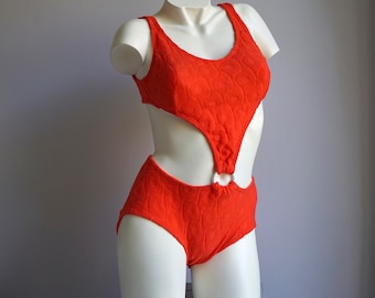 70s Coral Terry Cloth Mod Trikini Bathingsuit / Retro Vintage Deadstock Shell Bullet Bra Low Hips Ring Swimsuit SMALL MEDIUM