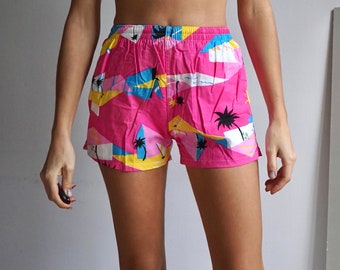 80s Pink Miami Print Cotton Swim Trunks Beach Shorts / Vintage Deadstock Bathing Shorts Surf Windsurf Unisexe XXS XS