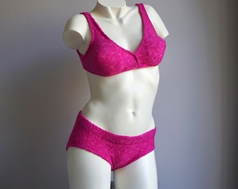 70s Mod Terry Cloth Fuschia Pink Bikini Set / Retro Vintage Deadstock Shell Bullet Bra Low Waist Brief Swimsuit MEDIUM LARGE