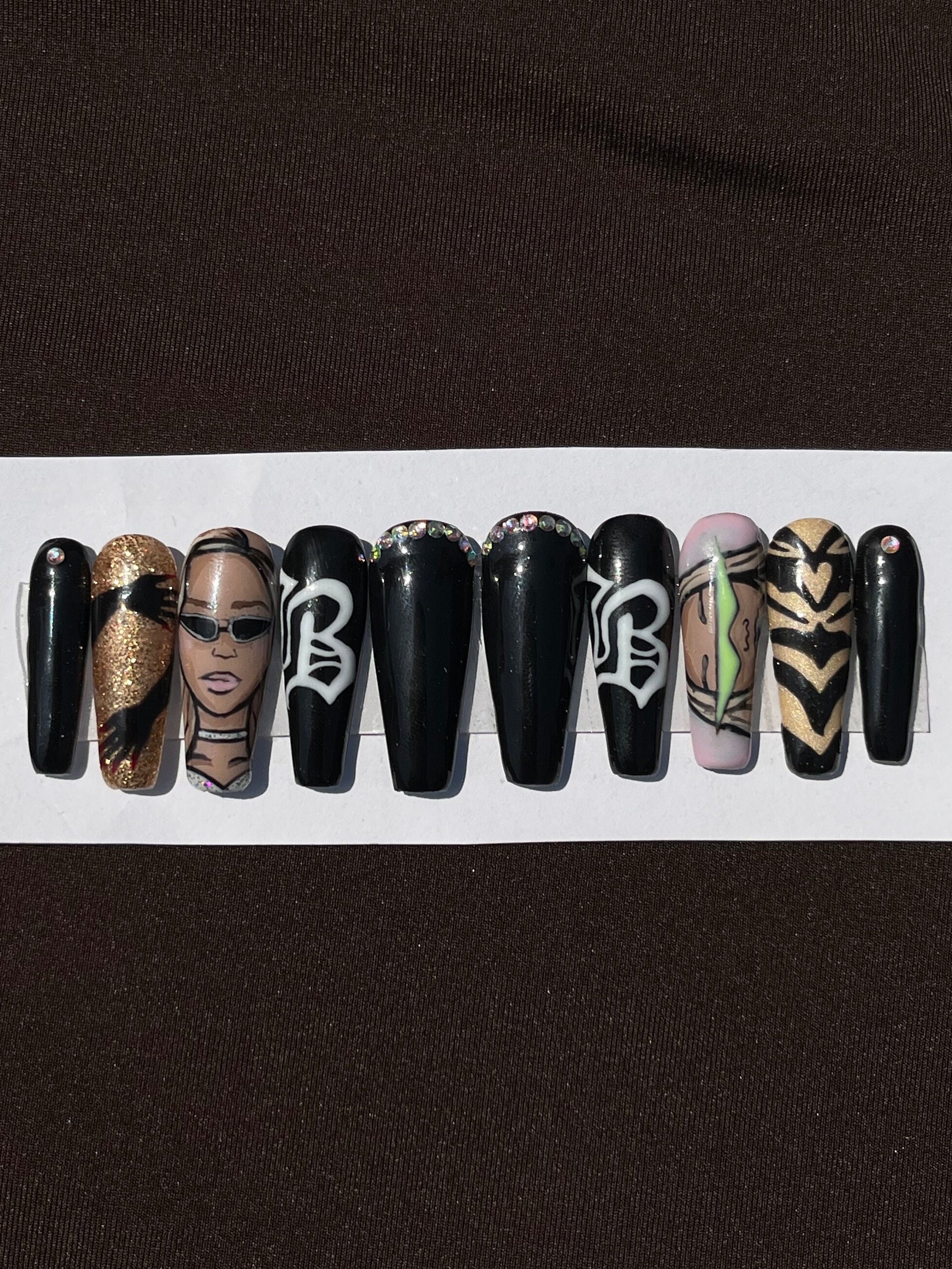 Beyonce Pointy Nails