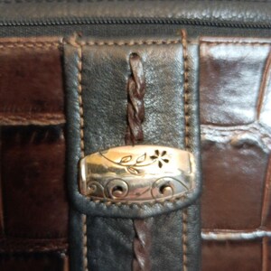 Brighton Braun Croc Geprägte Leder Crossbody Geldbörse Geldbörse Geldbörse Vintage Bild 5