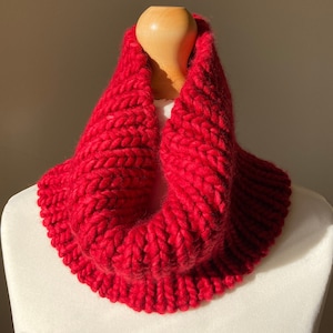 Handknit Chunky Merino Wool Cowl